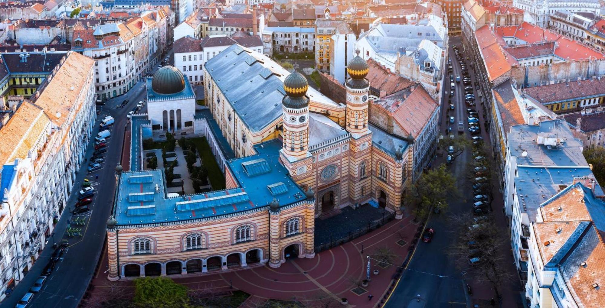 Freeparking - Great Synagogue Apartment, 2 Bedroom, 5 People ,wifi, Ac Boedapest